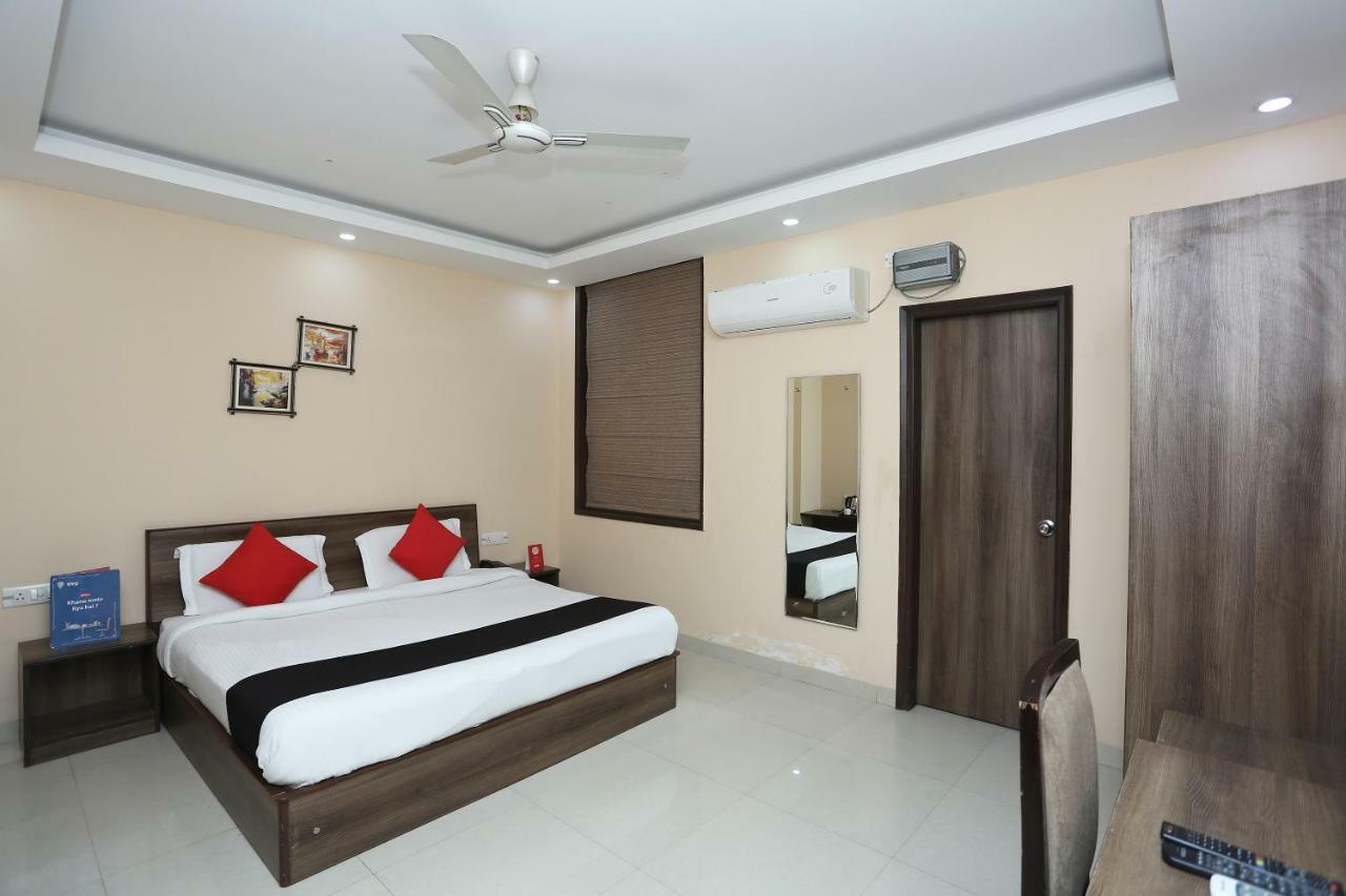 Bilberry Hotel Rewari Ngoại thất bức ảnh