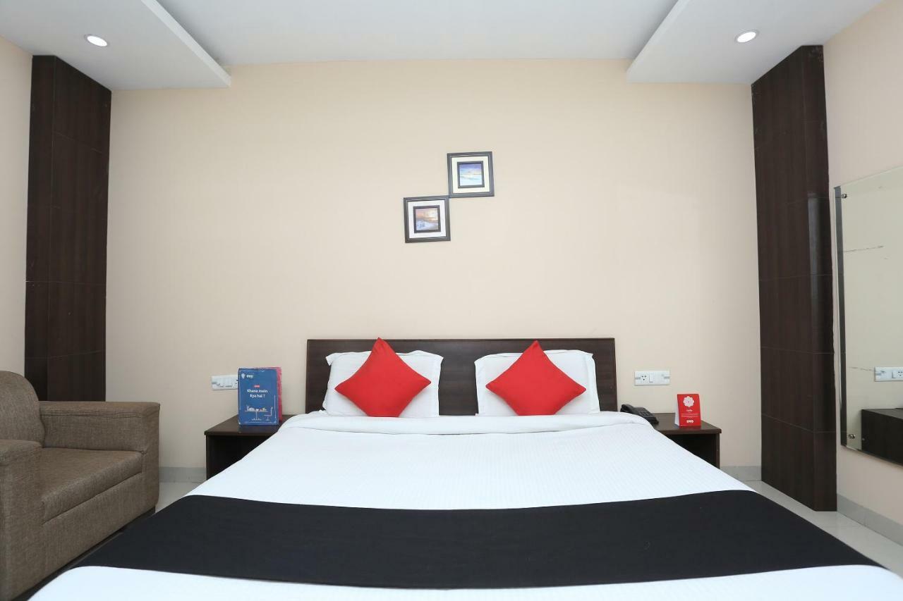 Bilberry Hotel Rewari Ngoại thất bức ảnh