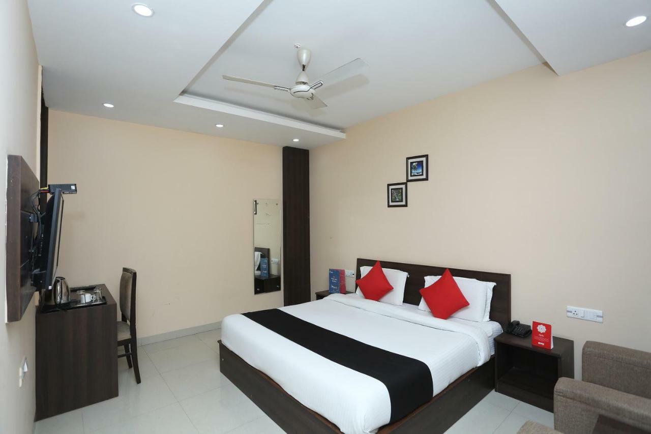 Bilberry Hotel Rewari Ngoại thất bức ảnh